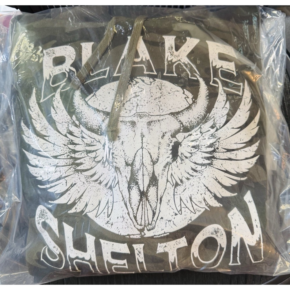 Blake Shelton Camo Hoodie Mens XL Bull Skull Winged Graphic Concert Pullover